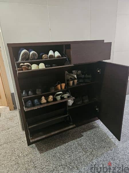 Excellent Condition Shoe storage cupboard 1