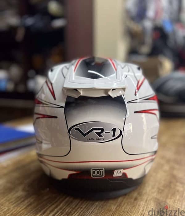 Helmet VR-1 3