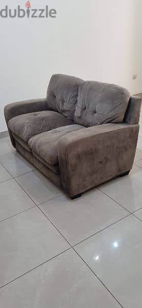 2 Seater Sofa Set 1