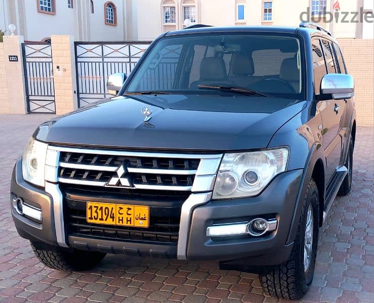 Mitsubishi Pajero 2015 0