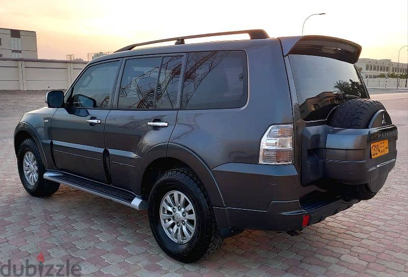 Mitsubishi Pajero 2015 2