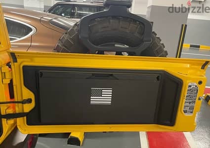 Tailgate Table for Jeep Wrangler طاولة الباب الخلفي للجيب