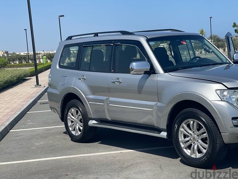 Mitsubishi Pajero 2019 7