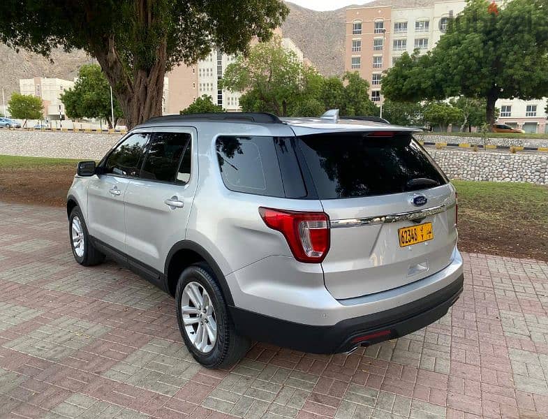 Ford Explorer 2017 1