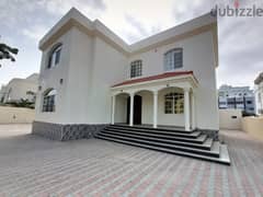 For Rent 5 Bhk Villa in Al Azaiba 0