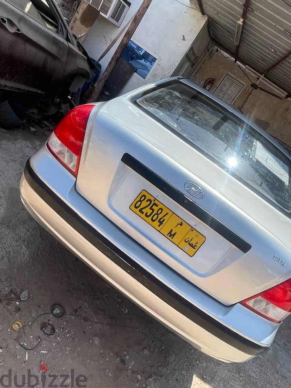 Hyundai Elantra 2002 3