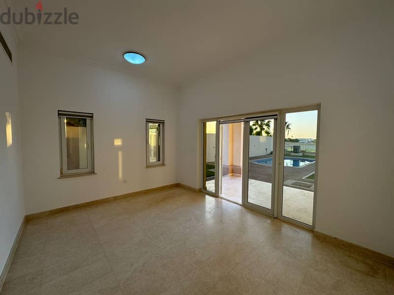 4 + 1 BR Luxurious Villa in Muscat Hills with Private Pool with Views 7