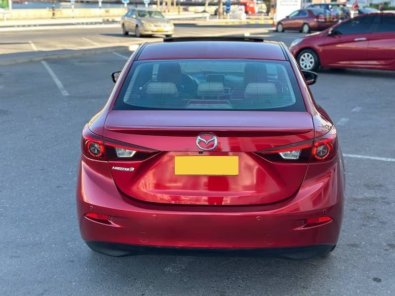 Mazda 3 2015 oman car 1.6 full options 154000 km only 11