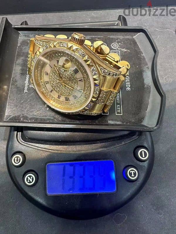 133 gram's gold watch Italian made 3