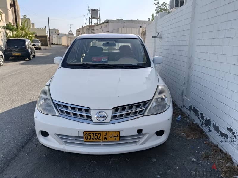 Nissan Tiida 2009 1