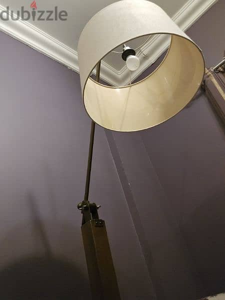 Stand alone Lamp 2