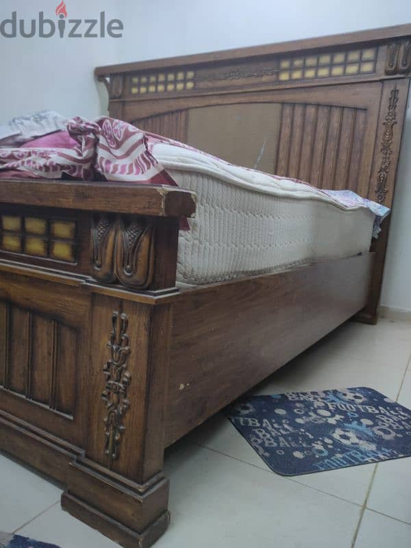 Urgent sale. . complete bedroom set used, good condition in Al khoud 6. 11