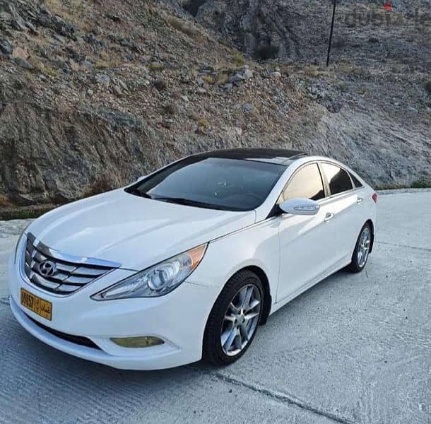 Hyundai Sonata 2012 1