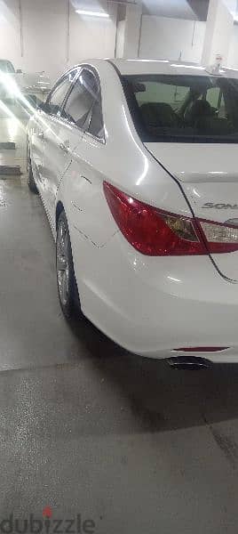 Hyundai Sonata 2012 4