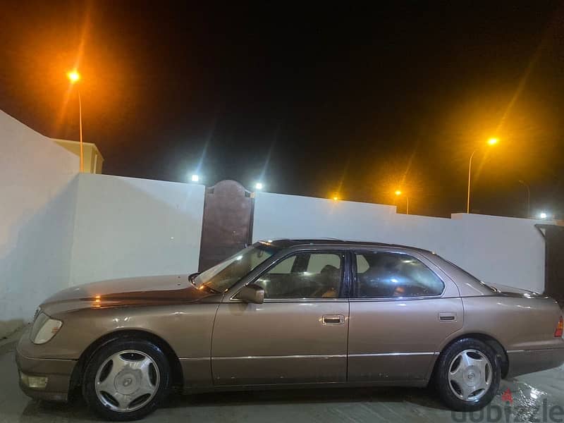 Lexus LS 400 1999 2