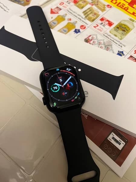 Apple Watch Series 7 GPS+Cellular 1