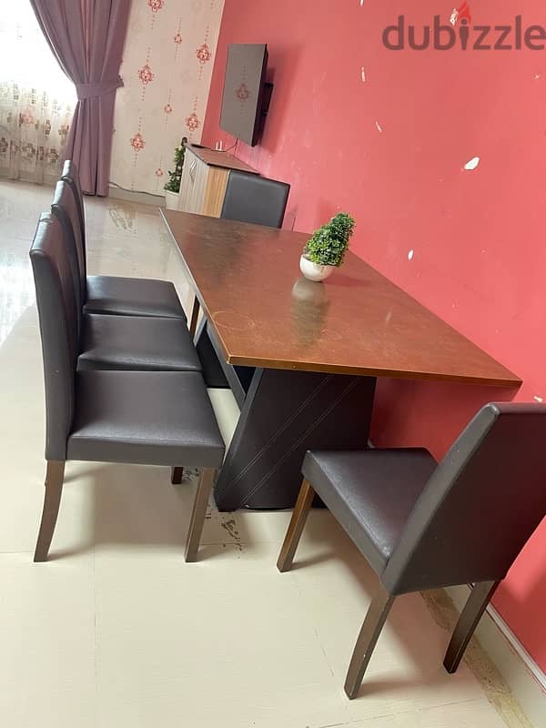 Dining Table for sale 0