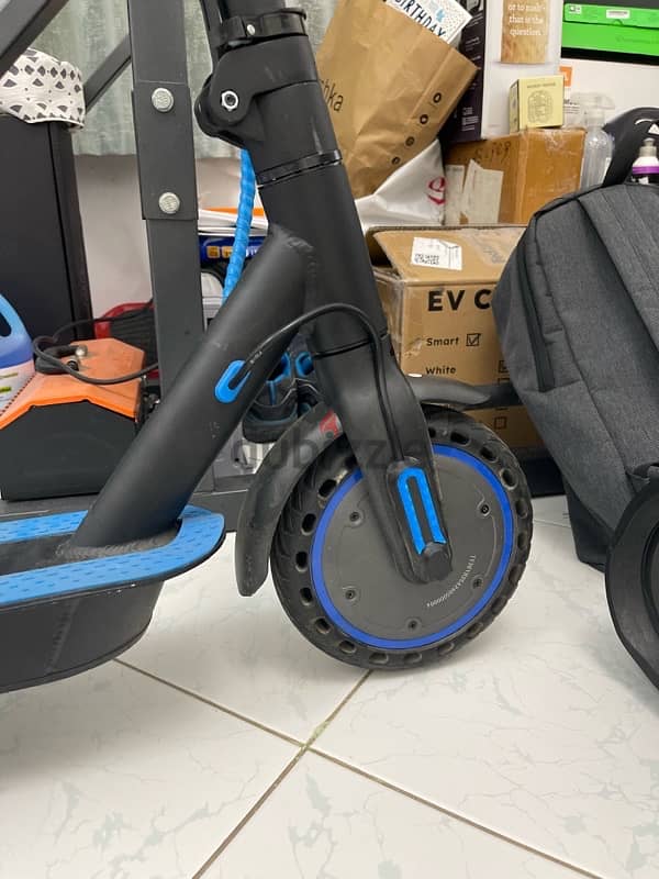 Electric Scooter (Brand New) !! 4