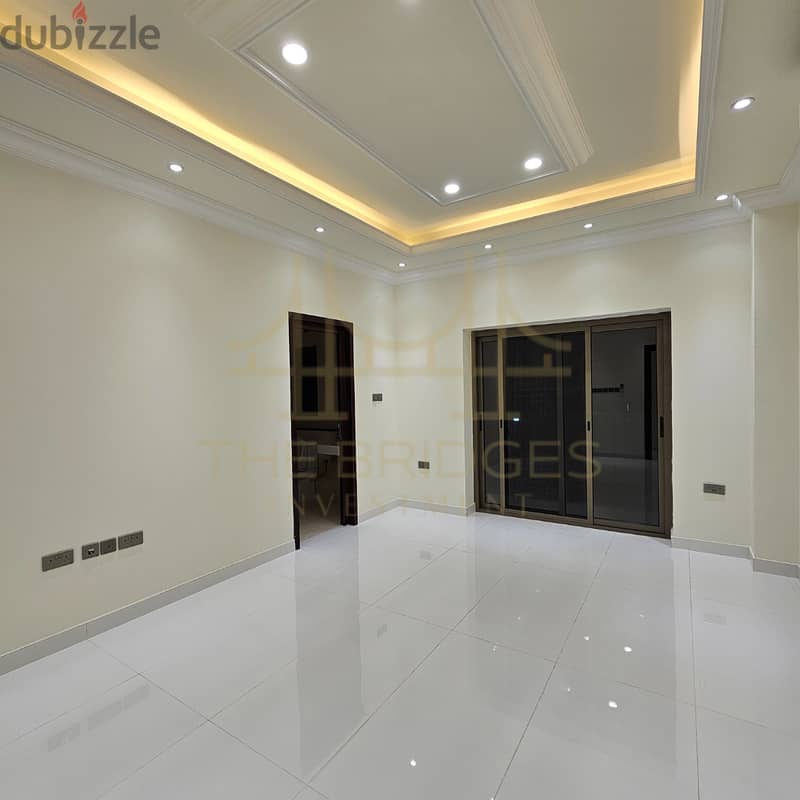 Luxurious 2 BR Apartment Available for Rent in Azaiba 4