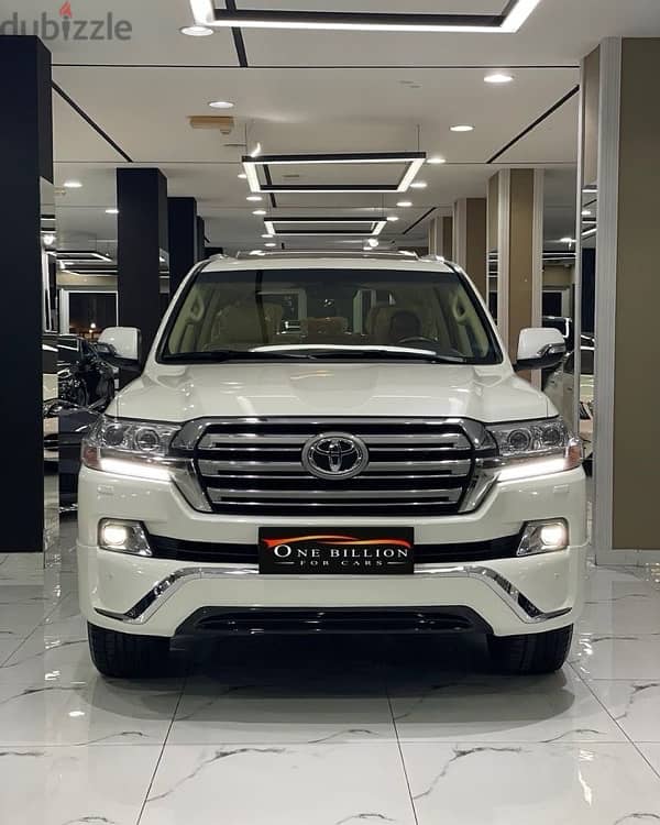 Toyota Land Cruiser 2017 1