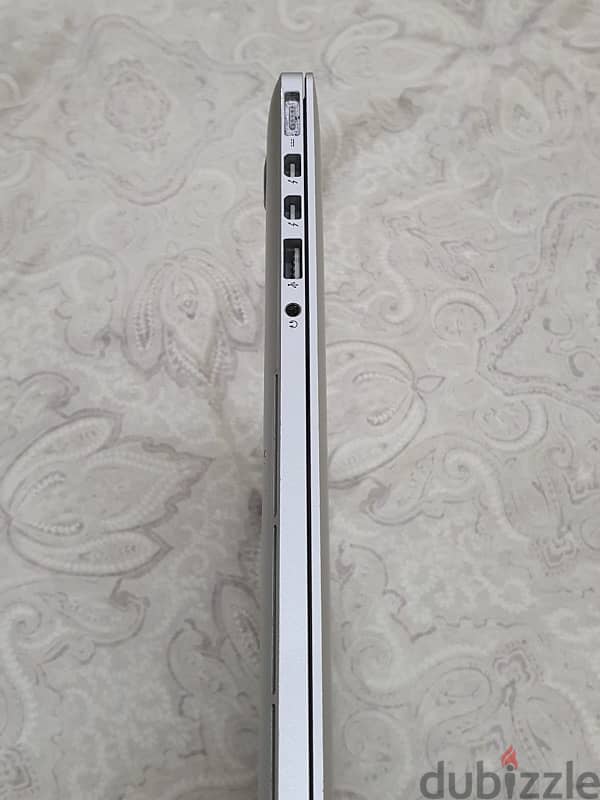 MacBook Pro 16GB RAM 256GB 2