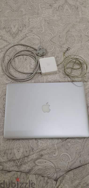 MacBook Pro 16GB RAM 256GB 7