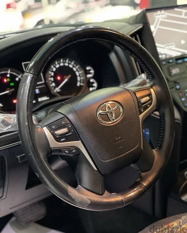 Toyota Land Cruiser 2020 5