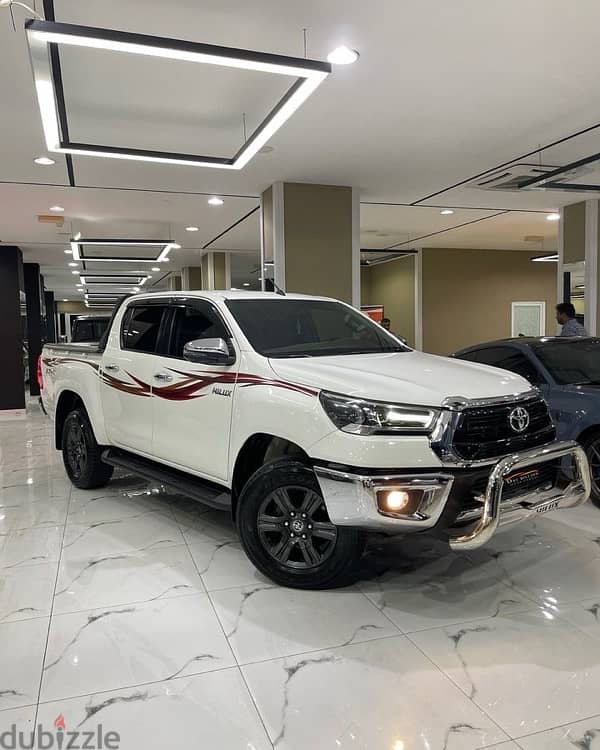 Toyota Hilux 2022 3