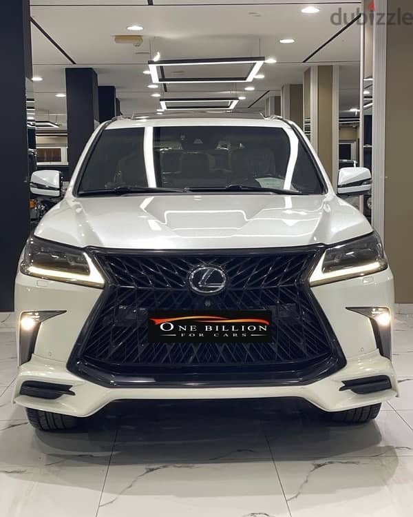 Lexus LX 570 2017 1