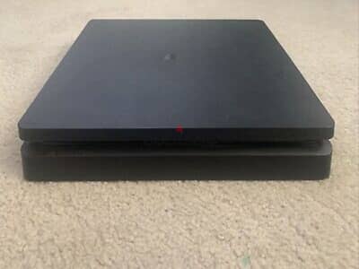 PS4 slim 500gb 2 controllers