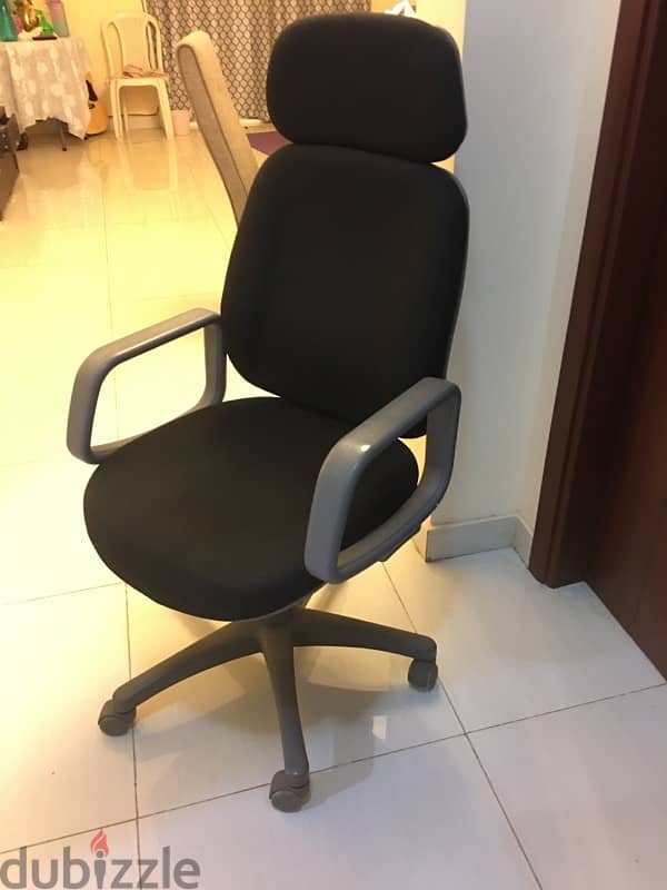 Computer chair 0