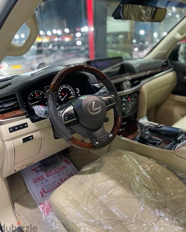 Lexus LX 570 2017 5