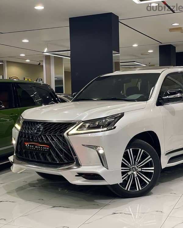 Lexus LX 570 2018 0