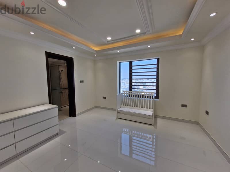 2 BR Fantastic Apartment in Azaiba with WiFi Free 5