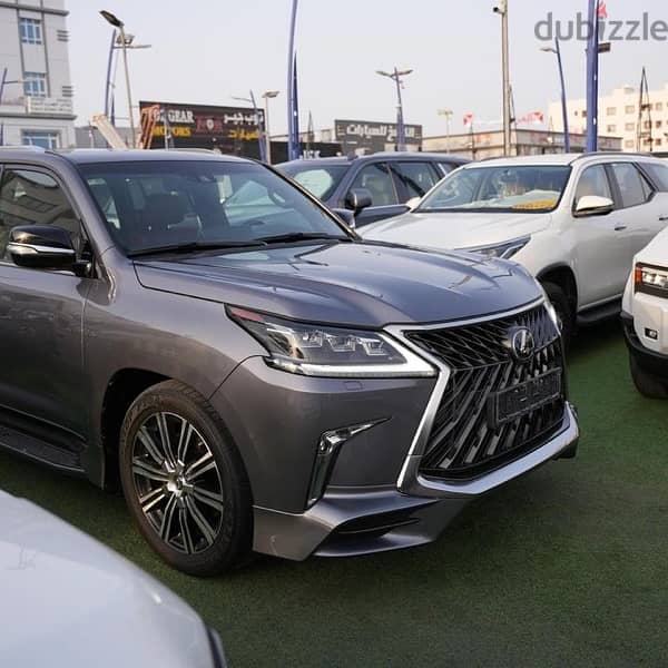 Lexus LX 570 2018 1