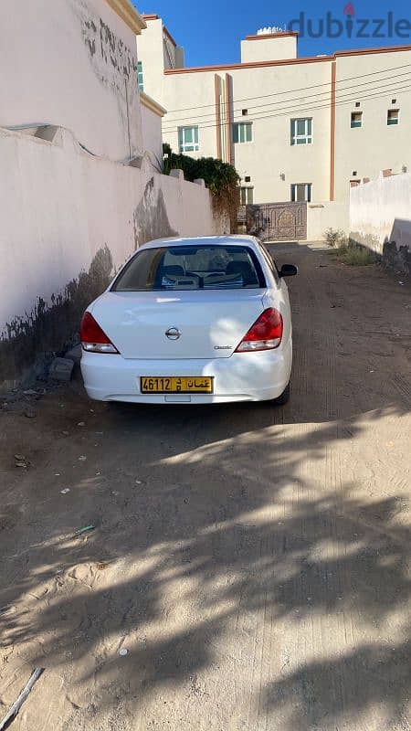 Nissan Sunny 2010 1