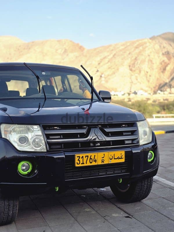 متسوبيشي باجيرو للبيع Mitsubishi pajero for sale 1