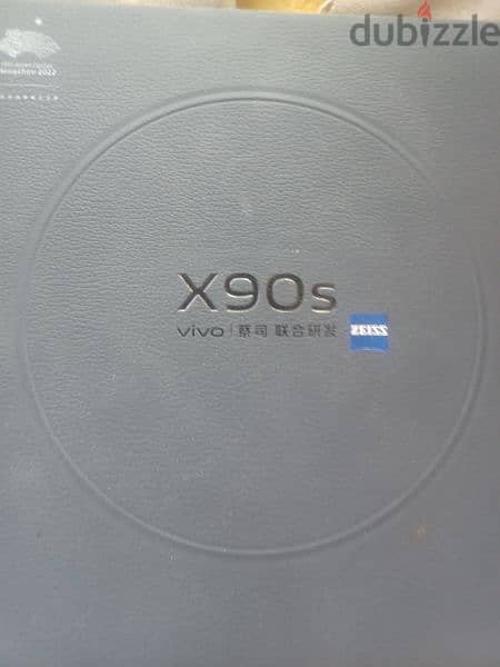 vivo x90s 0