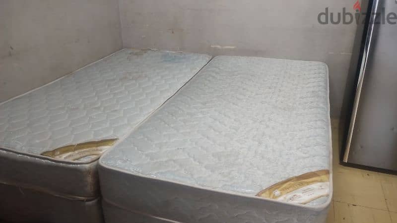 bed with mattress 7