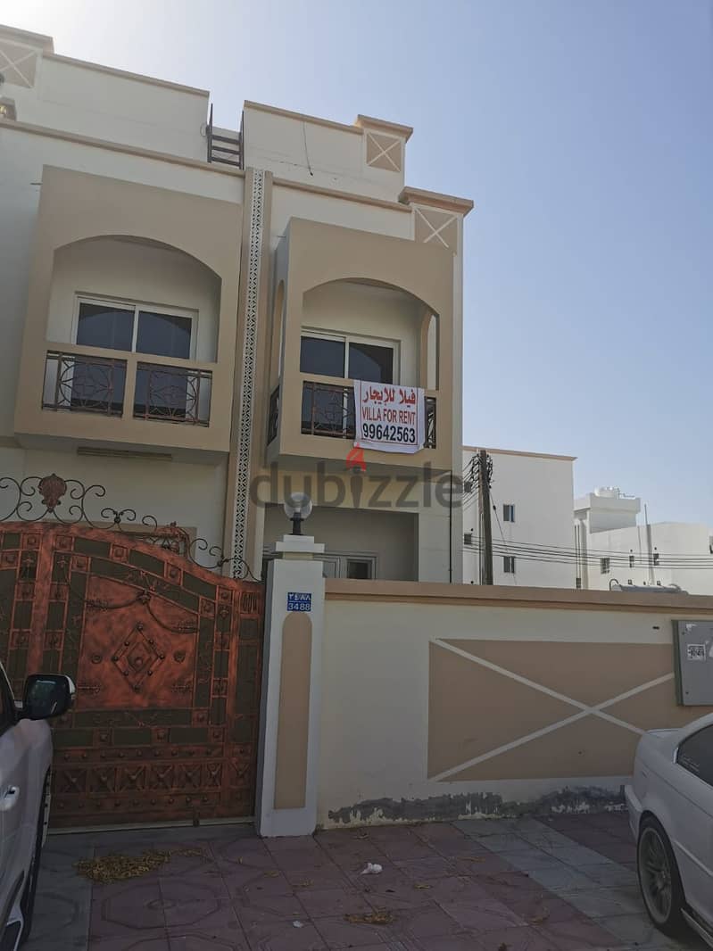 Villa For Rent in Almawelah 0