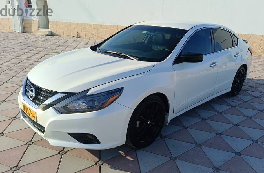 Nissan Altima 2018 SR MIDNIGHT 3