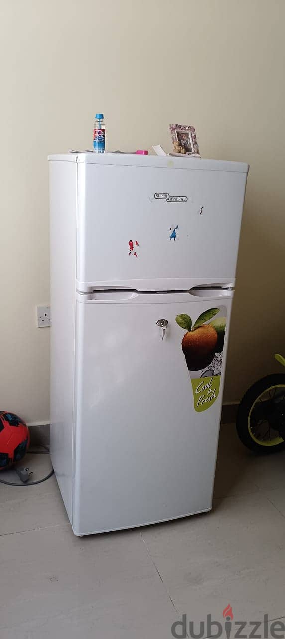 One year used medium size fridge - Neat and clean 0