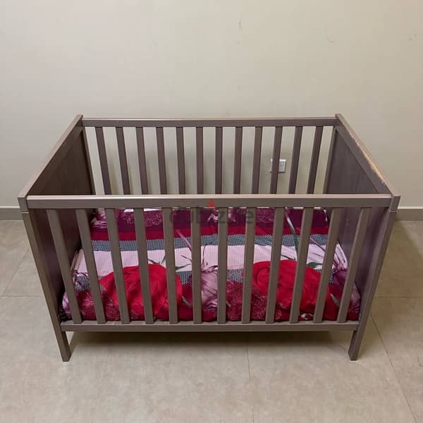 Baby Crib with mattress 1