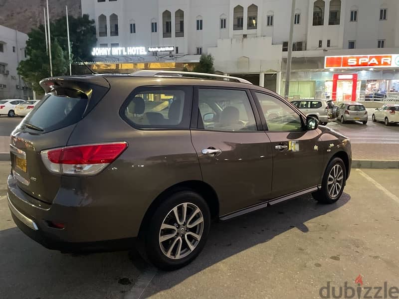 Nissan Pathfinder 2015 3