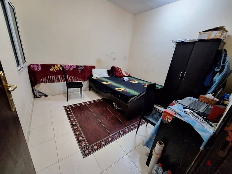 Flat for family,working ledy 5