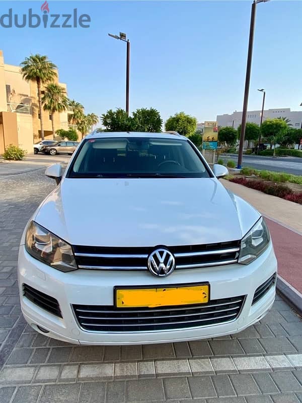 Volkswagen Touareg 2013 0