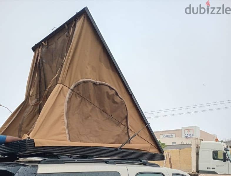 Car roof tent 1