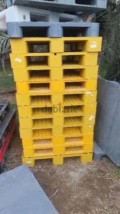 we have all kinds pallets 0