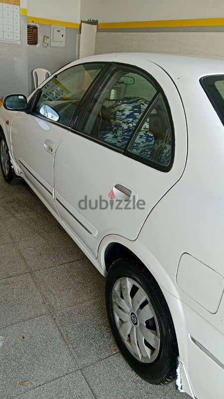 Nissan Sunny 2004 1