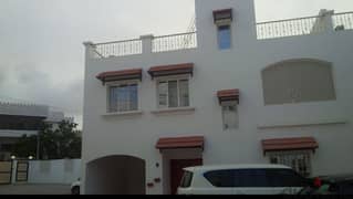 Villa for rent in prime location Qurum 0